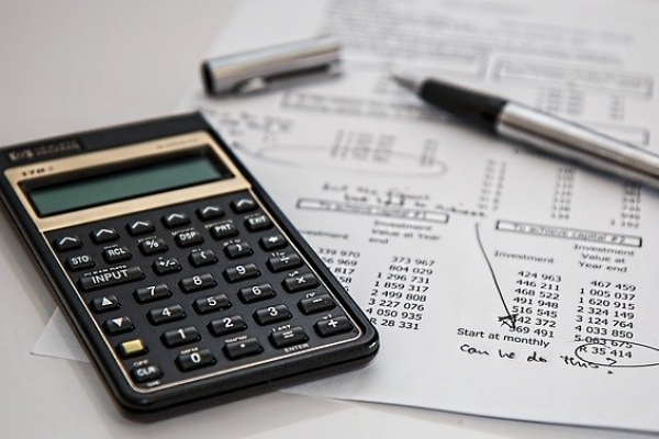 calculator-385506-6404D112472-6E08-F938-1E34-E913BAFF7508.jpg